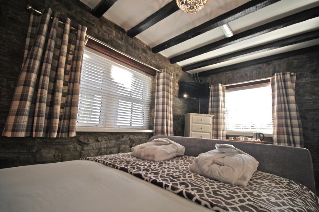 Birches Brow Boutique Guestrooms Aughton エクステリア 写真
